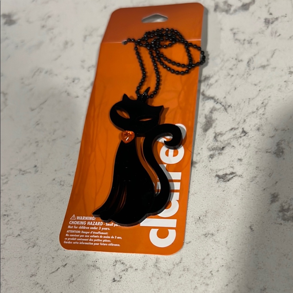 Claire’s Black Cat Necklace